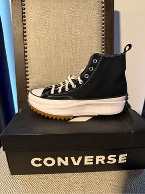 Converse Black High-Top Platform Sneaker with White Laces sizes M9 W10.5
